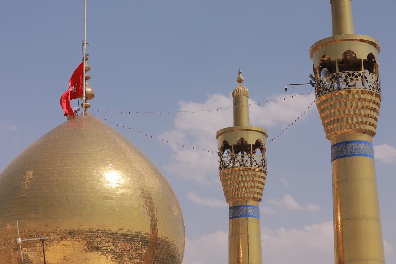 آیین تعویض پرچم گنبد حسینیه اعظم زنجان