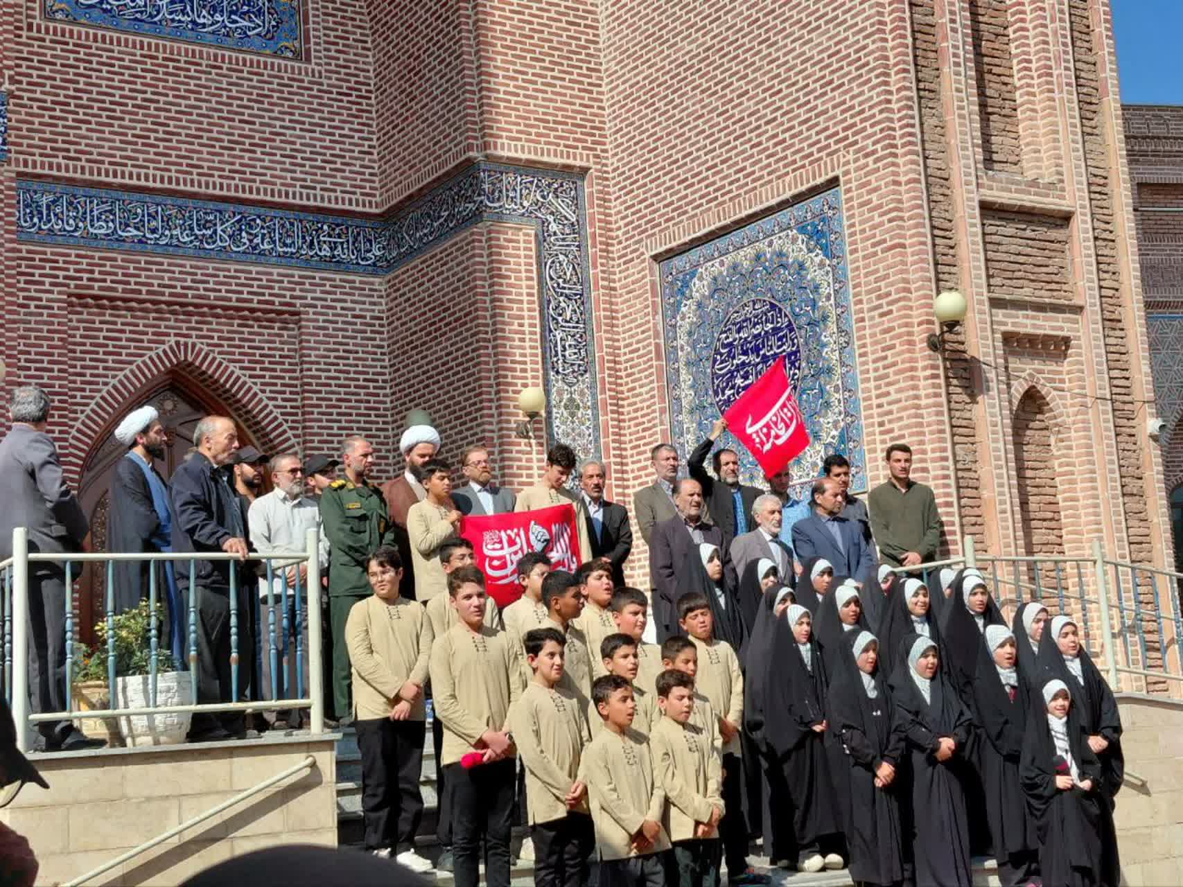 برپایی مراسم بزرگداشت روز جهانی مسجد در مسجد قائم، تصویر اول